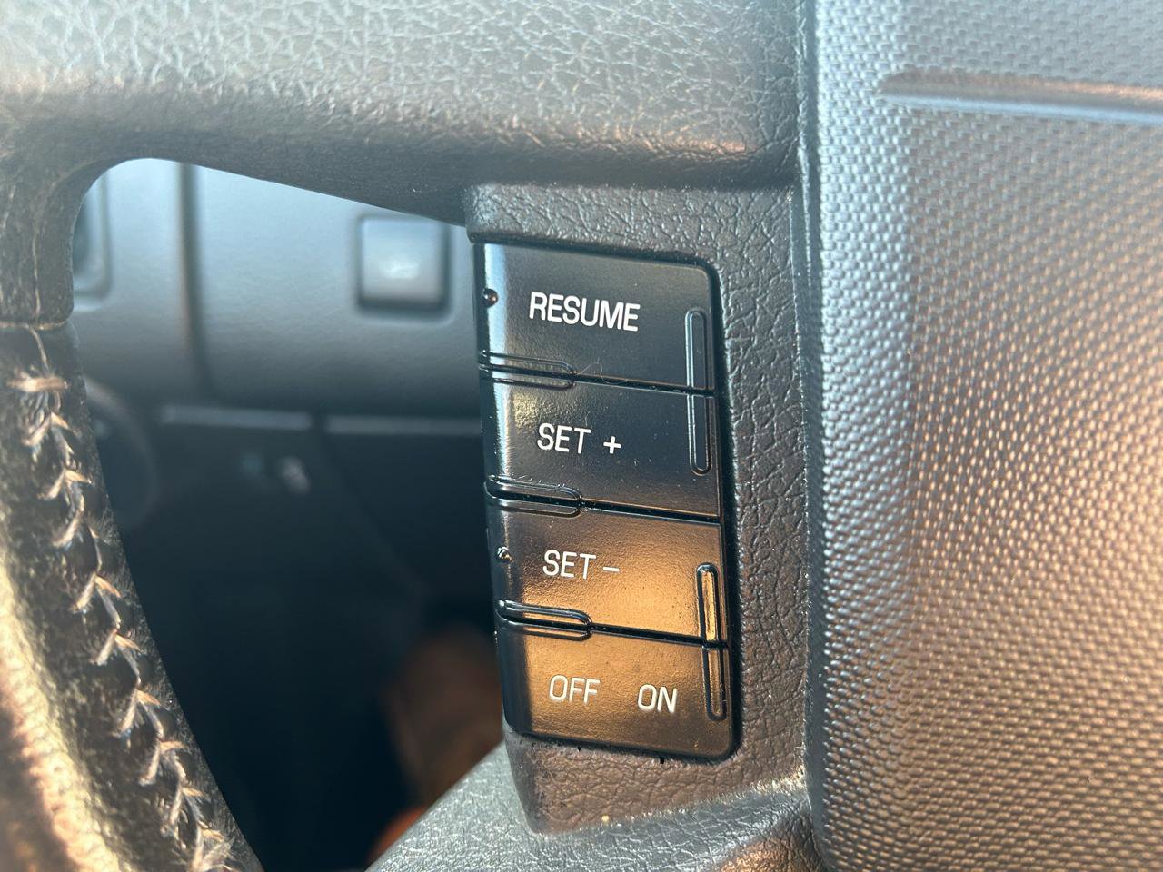 Used 2010 Ford Edge Limited image 19