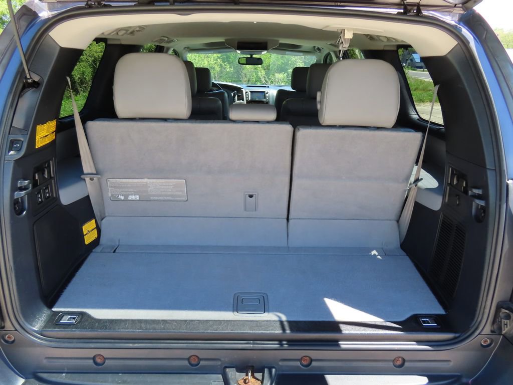 Used 2013 Toyota Sequoia Platinum AWD/4WD image 22