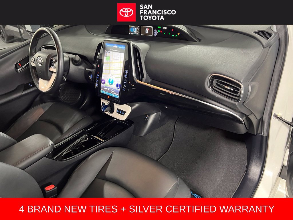 Certified 2017 Toyota Prius Prime Advanced FWD image 22