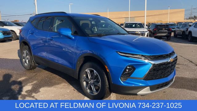Certified 2024 Chevrolet Blazer LT w/ Convenience Package image 2