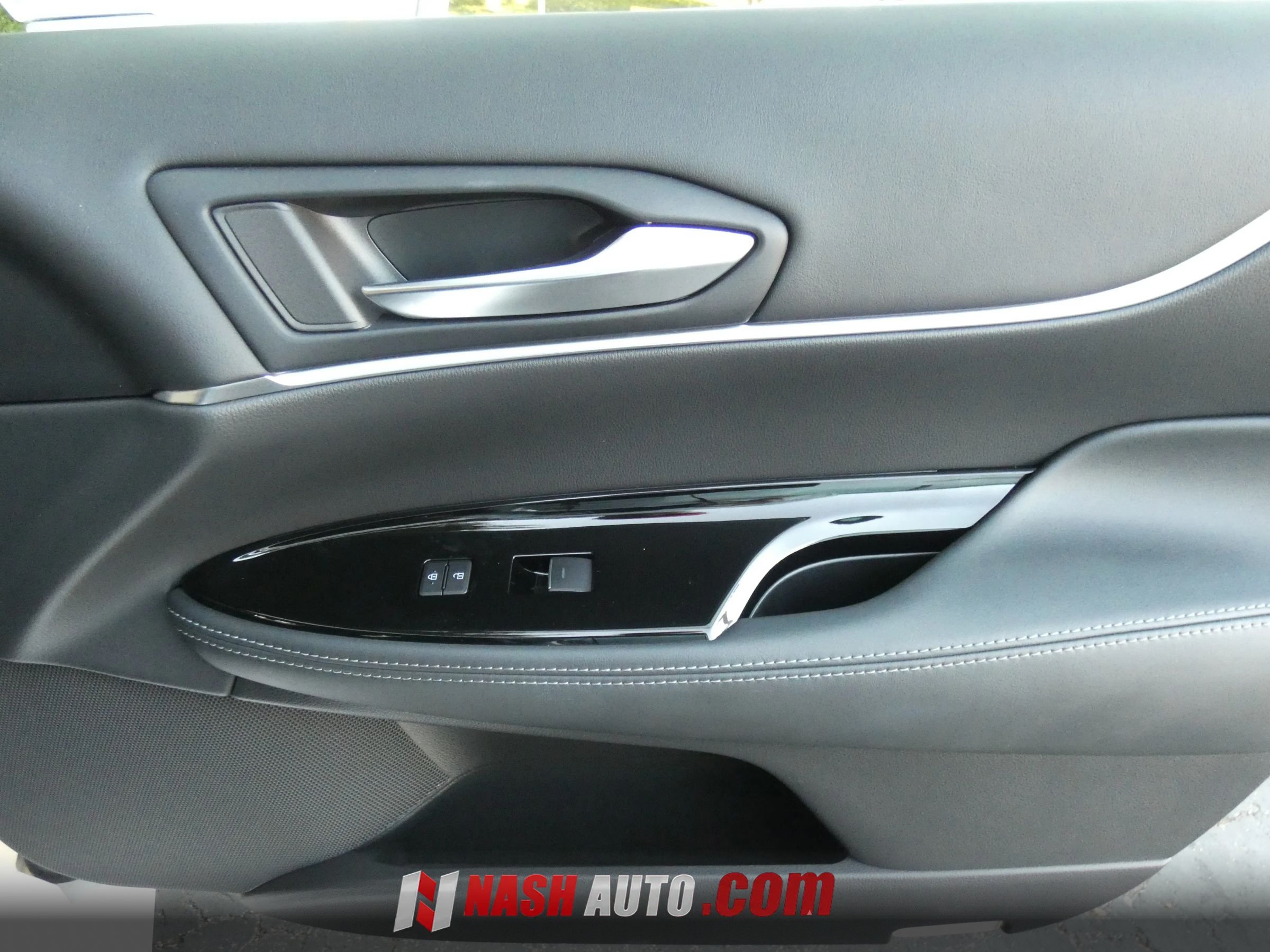 Used 2022 Toyota Mirai w/ Advanced Technology Package RWD image 36