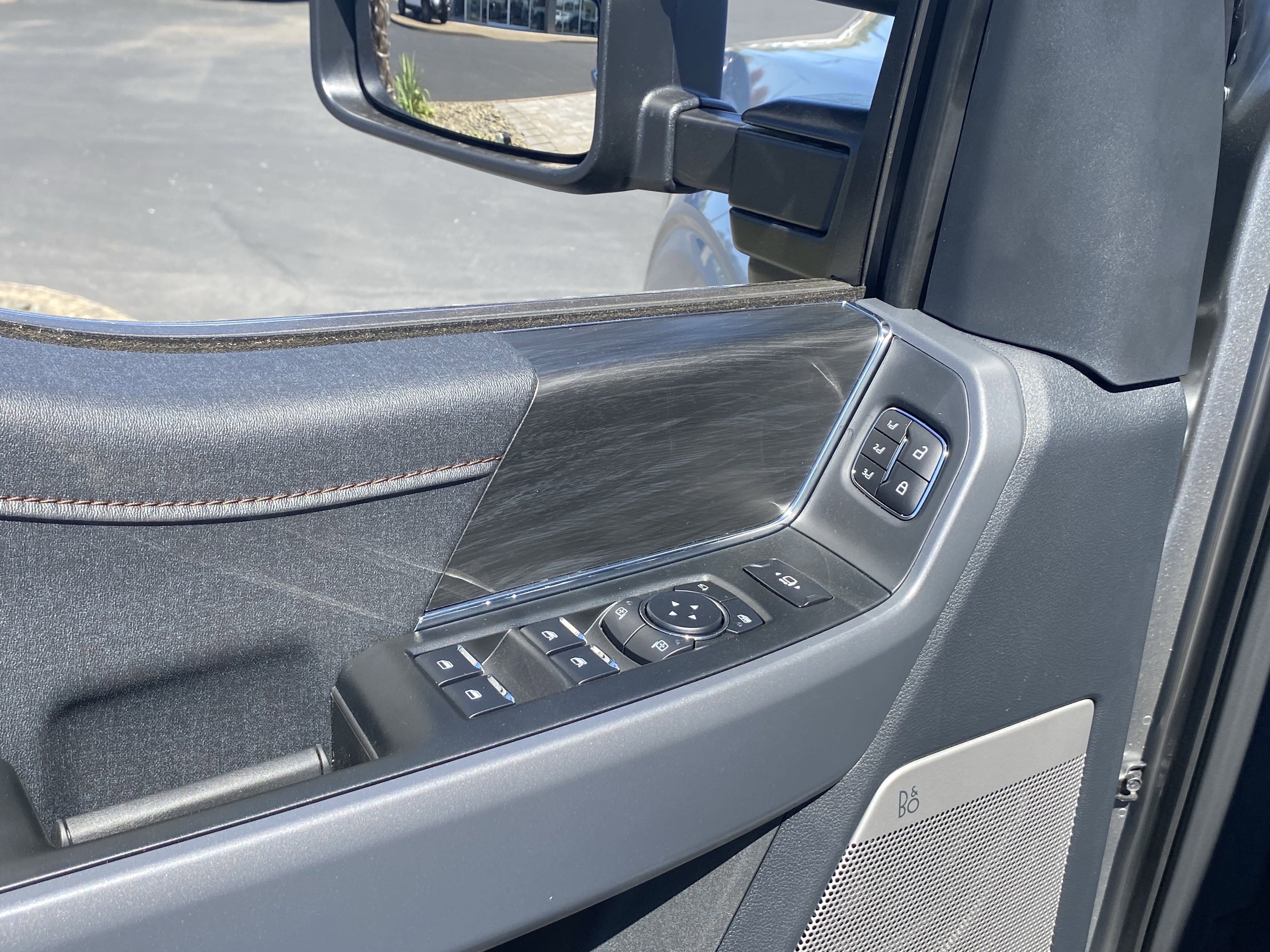 New 2025 Ford F150 Lariat w/ Equipment Group 502A High image 18