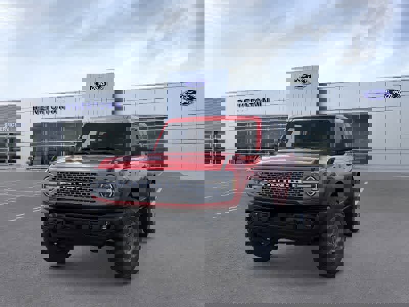 New 2025 Ford Bronco Badlands w/ Sasquatch Package image 2