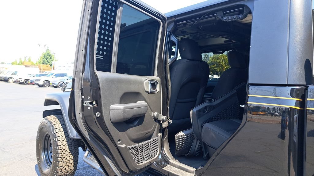 Used 2023 Jeep Gladiator Sport w/ Trailer Tow Package AWD/4WD image 24