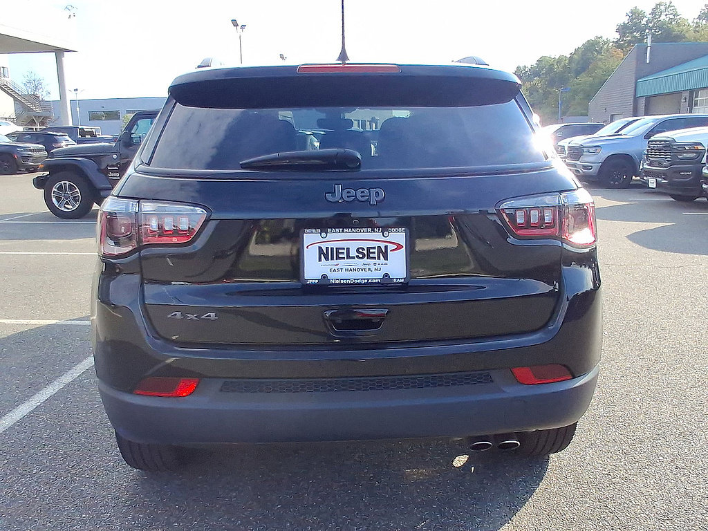 Used 2021 Jeep Compass Latitude AWD/4WD image 29