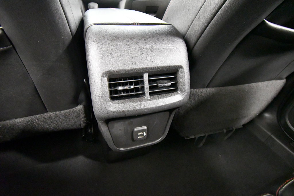 Used 2022 Chevrolet Equinox RS AWD/4WD image 16