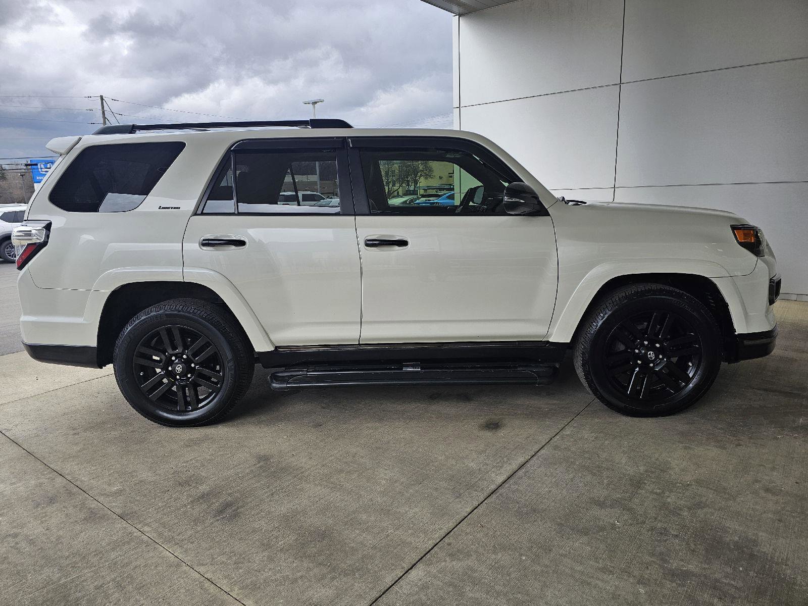 Used 2019 Toyota 4Runner Limited image 6