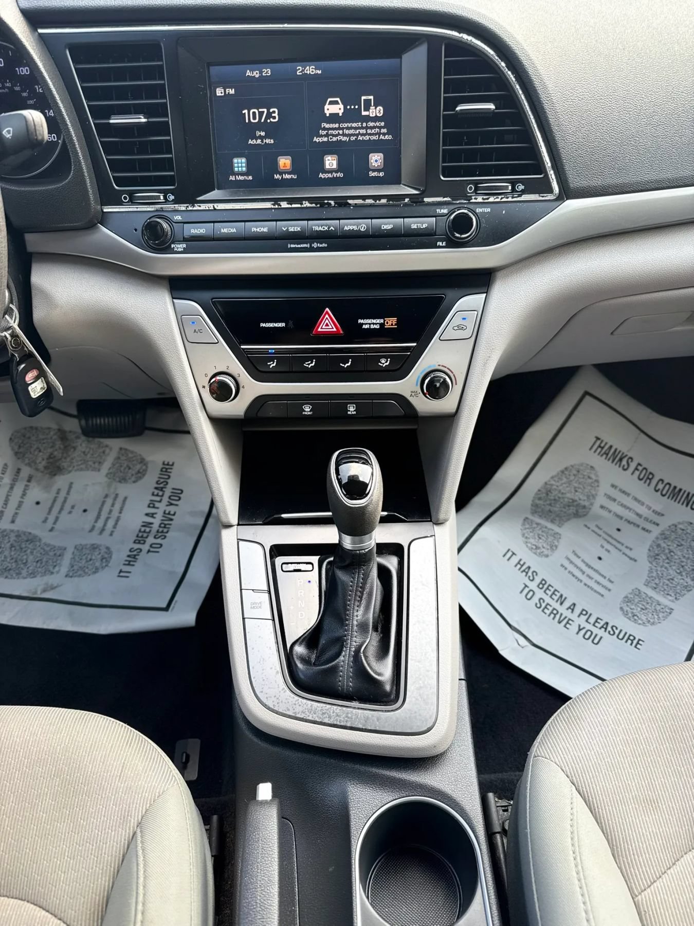 Used 2017 Hyundai Elantra SE FWD image 19