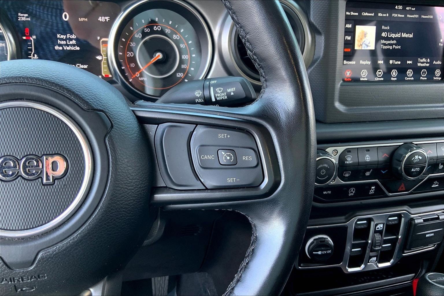 Certified 2023 Jeep Gladiator Willys image 23