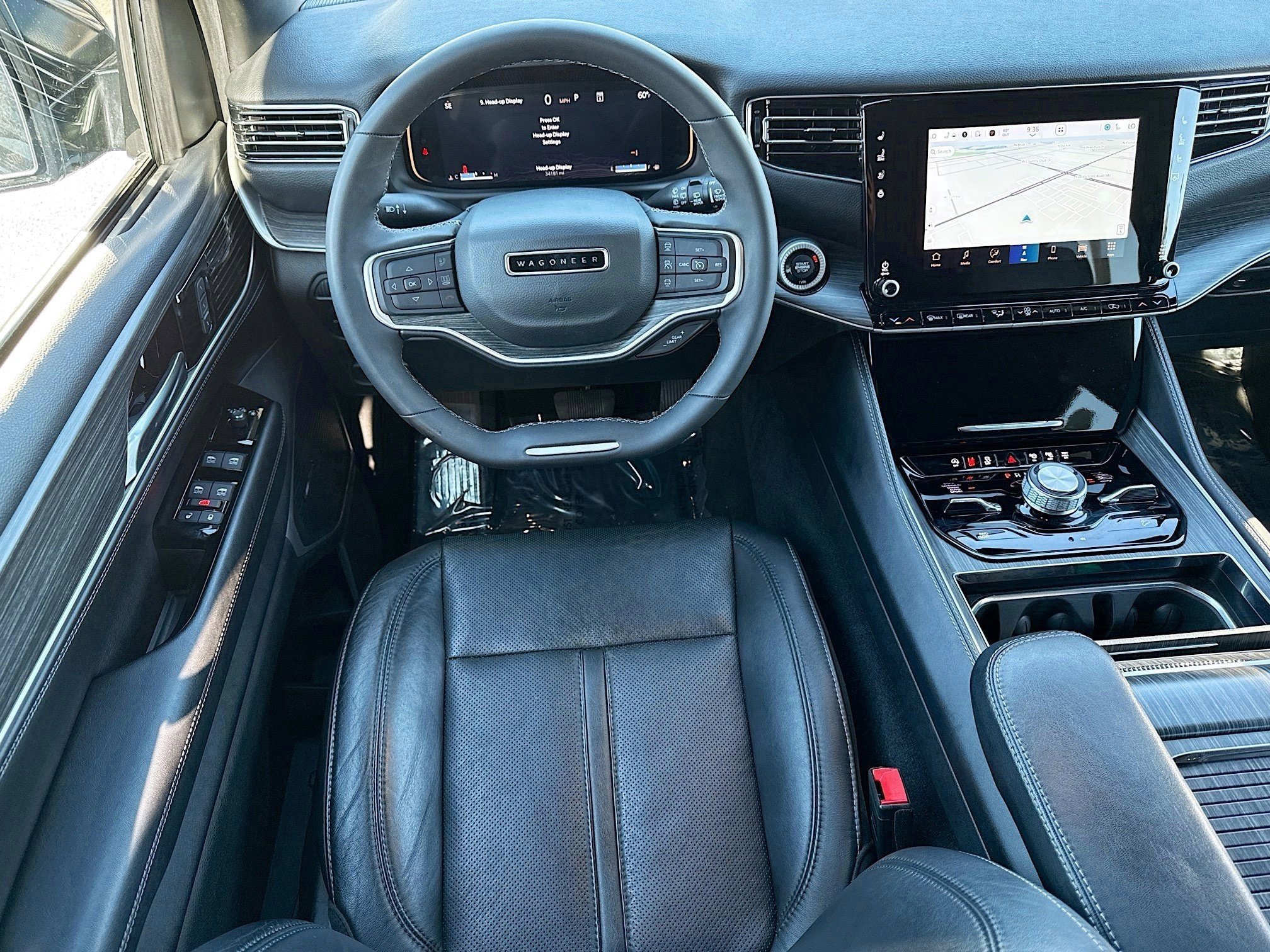 Used 2023 Jeep Wagoneer Series III w/ Convenience Group I image 16