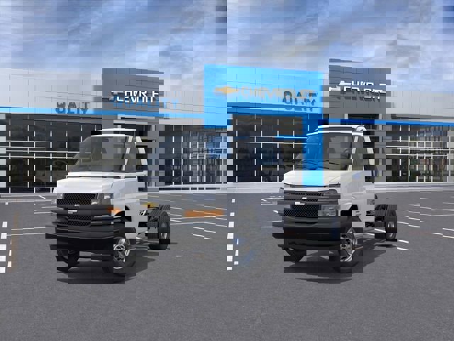 New 2026 Chevrolet Express 3500 1WT w/ Power Convenience Package image 8