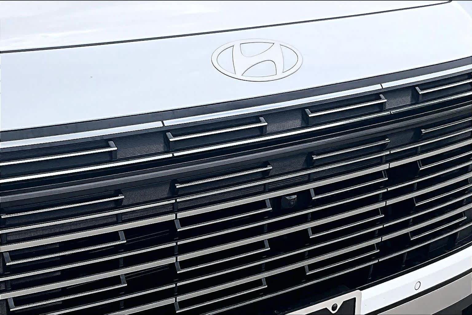 Used 2026 Hyundai Palisade SEL Premium FWD image 30