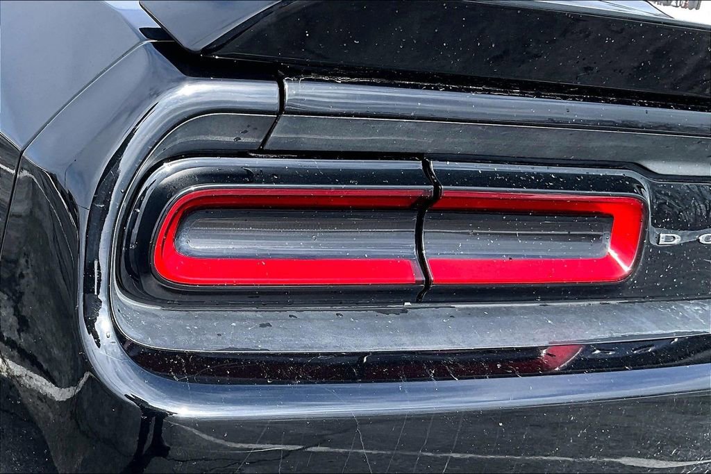 Used 2019 Dodge Challenger R/T image 30