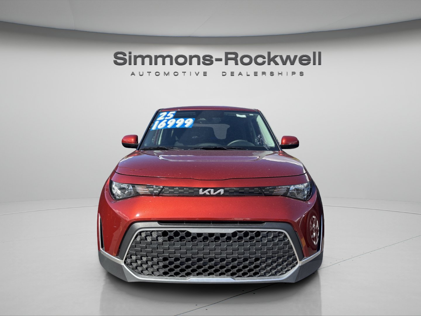 Used 2025 Kia Soul LX w/ LX Technology Package FWD image 7