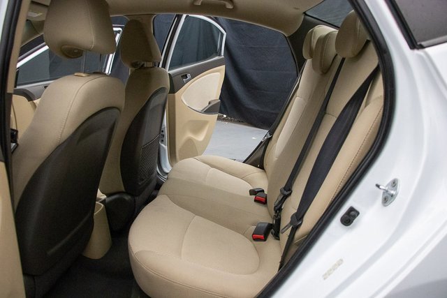 Used 2014 Hyundai Accent GLS image 19