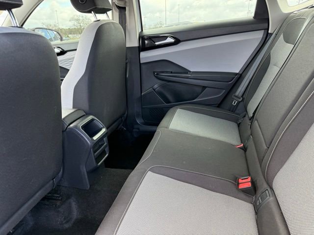 Used 2024 Volkswagen Taos S image 23