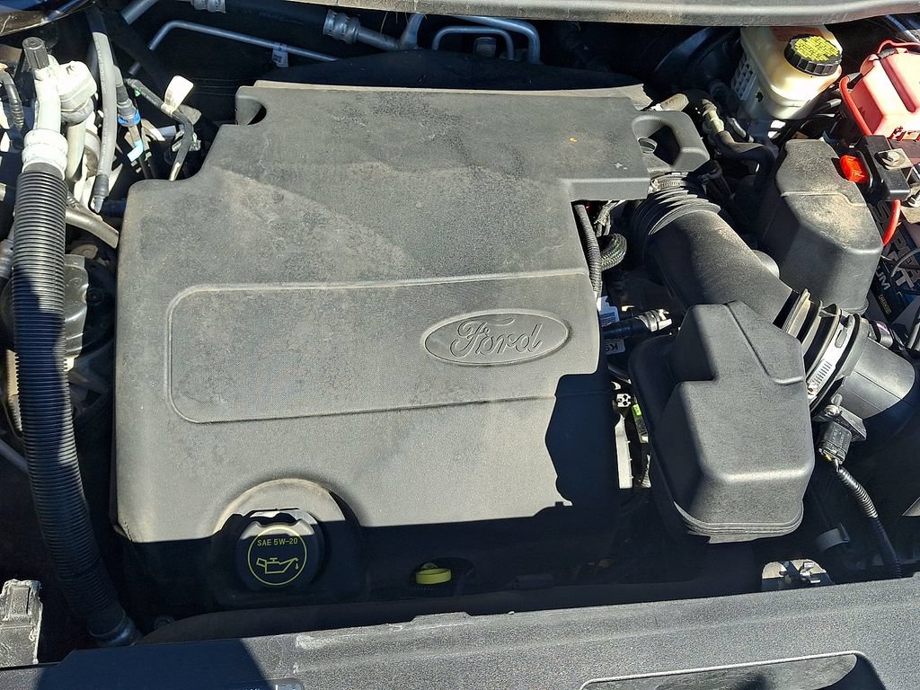 Used 2015 Ford Explorer XLT w/ Equipment Group 202B FWD image 28