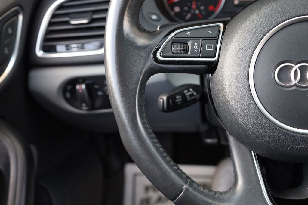 Used 2016 Audi Q3 2.0T Premium Plus w/ Technology Package image 29