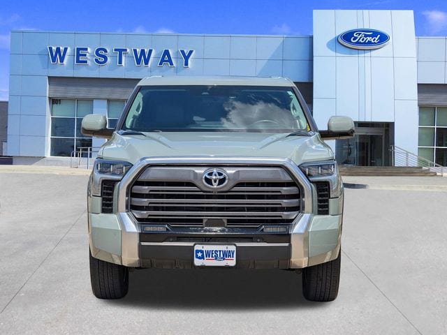 Used 2024 Toyota Tundra Limited AWD/4WD image 9