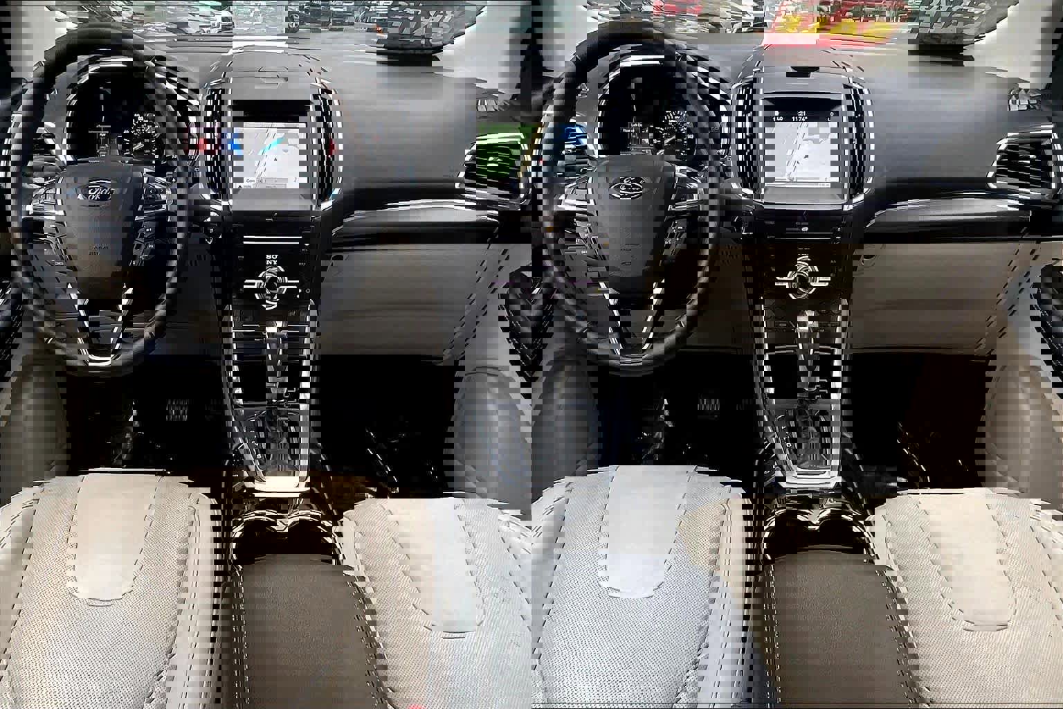 Used 2017 Ford Edge Titanium w/ Equipment Group 301A FWD image 15