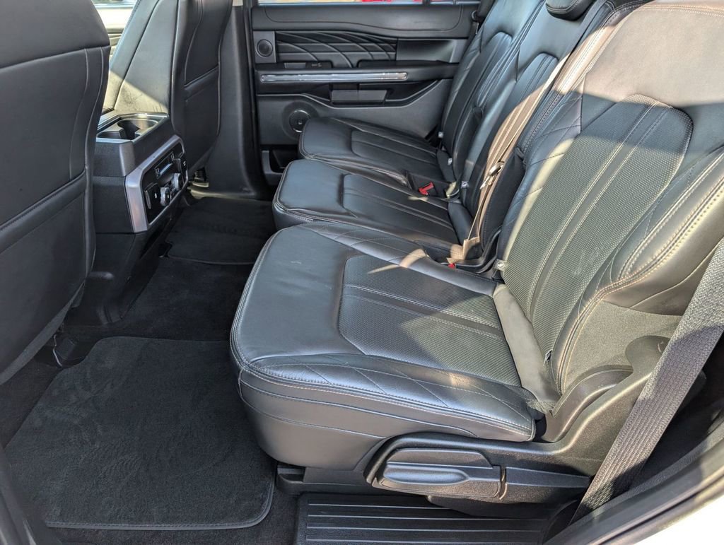 Used 2021 Ford Expedition Platinum image 43