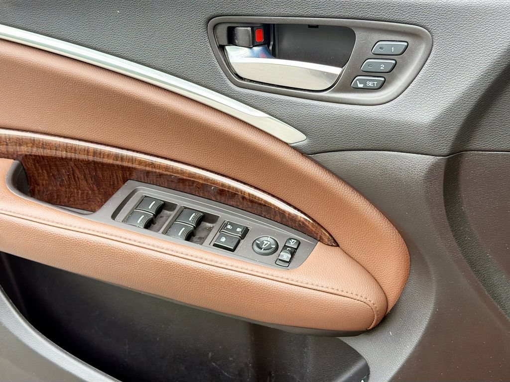 Used 2018 Acura MDX SH-AWD w/ Technology Package image 22