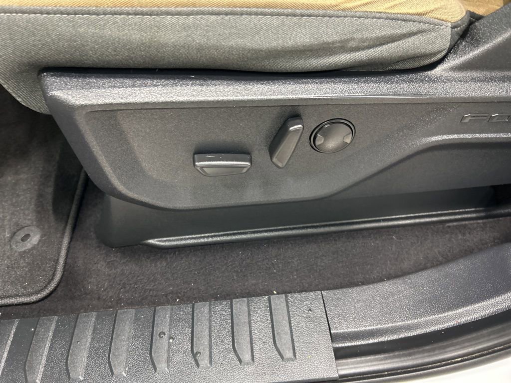 Certified 2023 Ford F150 XLT w/ Equipment Group 302A High image 13