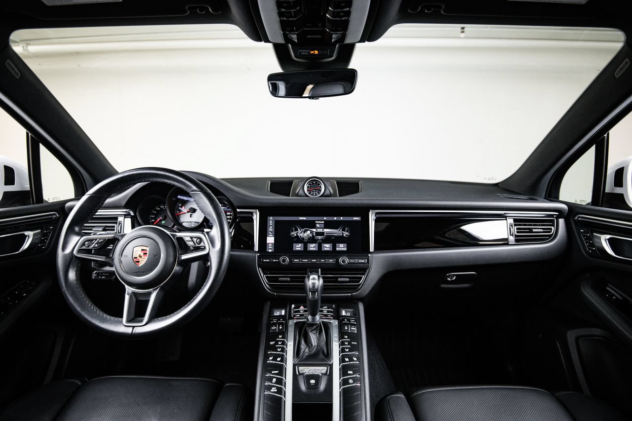 Certified 2020 Porsche Macan S AWD/4WD image 25