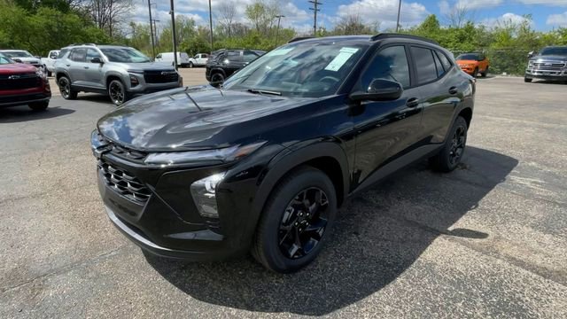 New 2026 Chevrolet Trax LT w/ Driver Confidence Package FWD image 6
