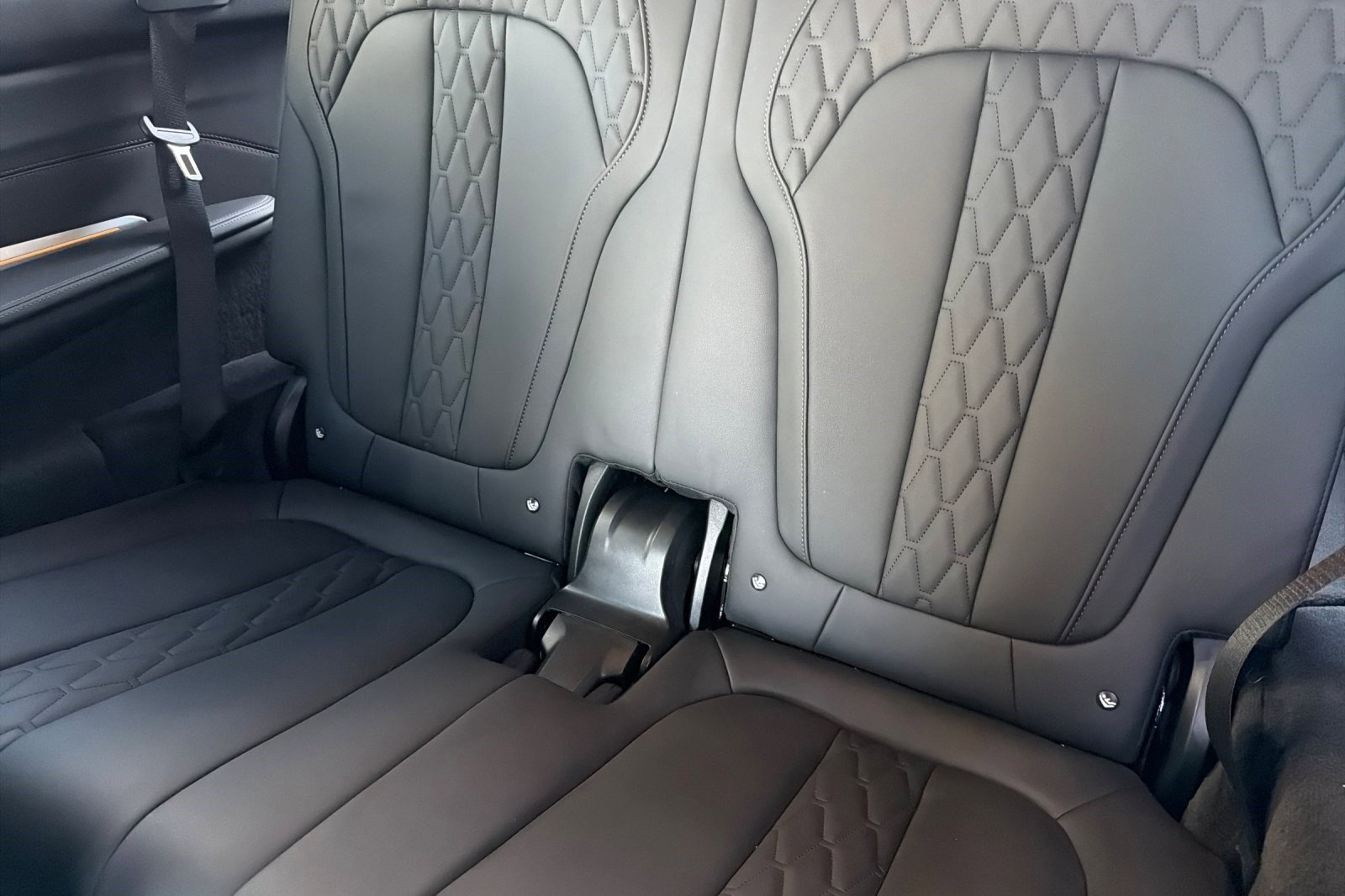 Certified 2024 BMW X7 M60i w/ Executive Package image 19