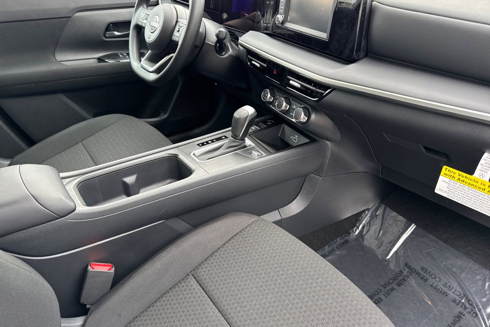 New 2025 Nissan Kicks S image 18