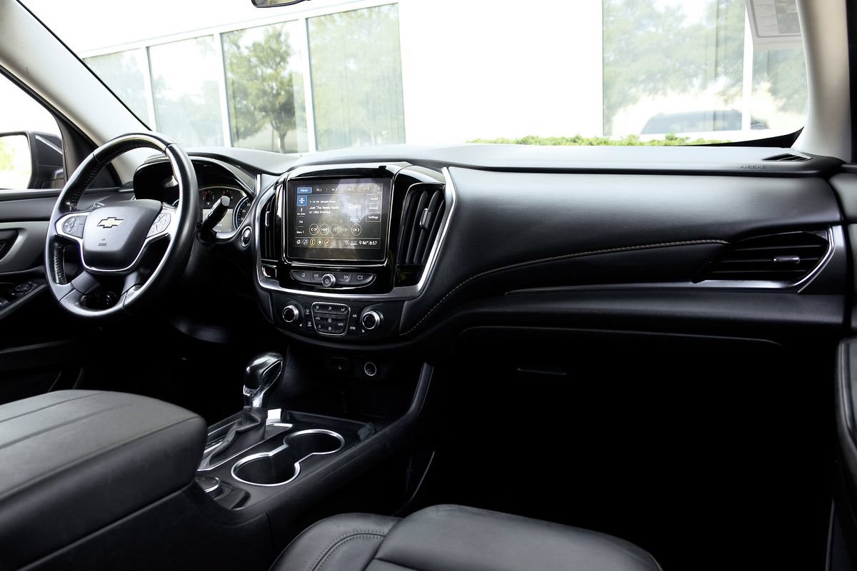 Used 2021 Chevrolet Traverse LT AWD/4WD image 7