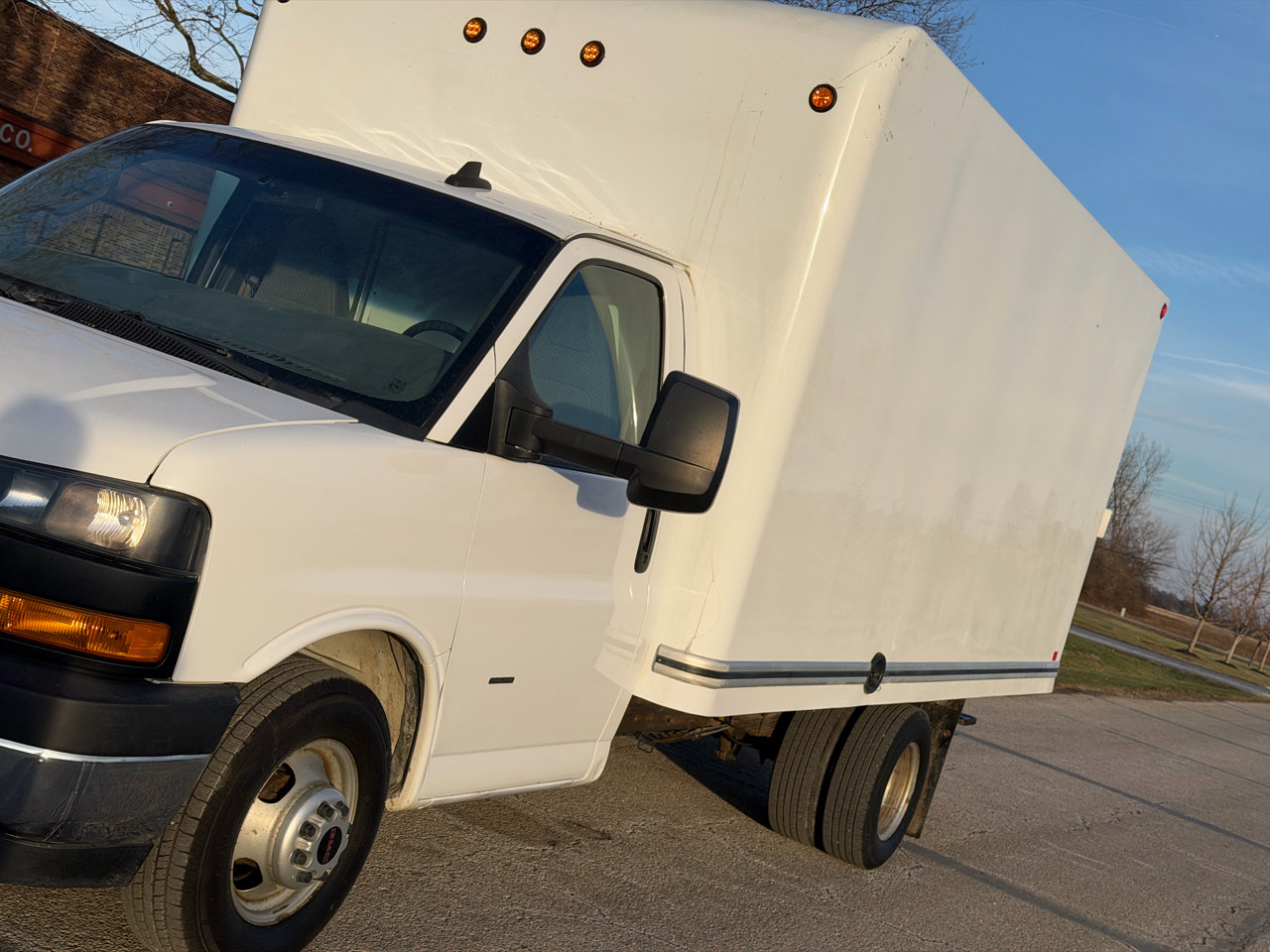 Used 2019 GMC Savana 3500 w/ Power Convenience Package image 11
