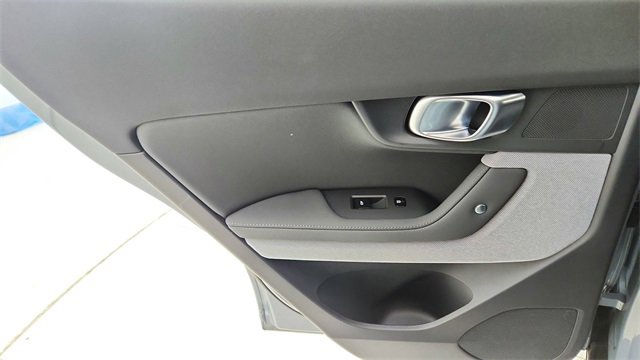 Used 2022 Polestar Polestar 2 image 30