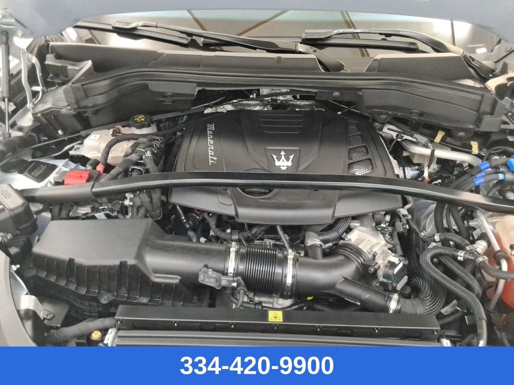 Used 2024 Maserati Grecale Modena image 33