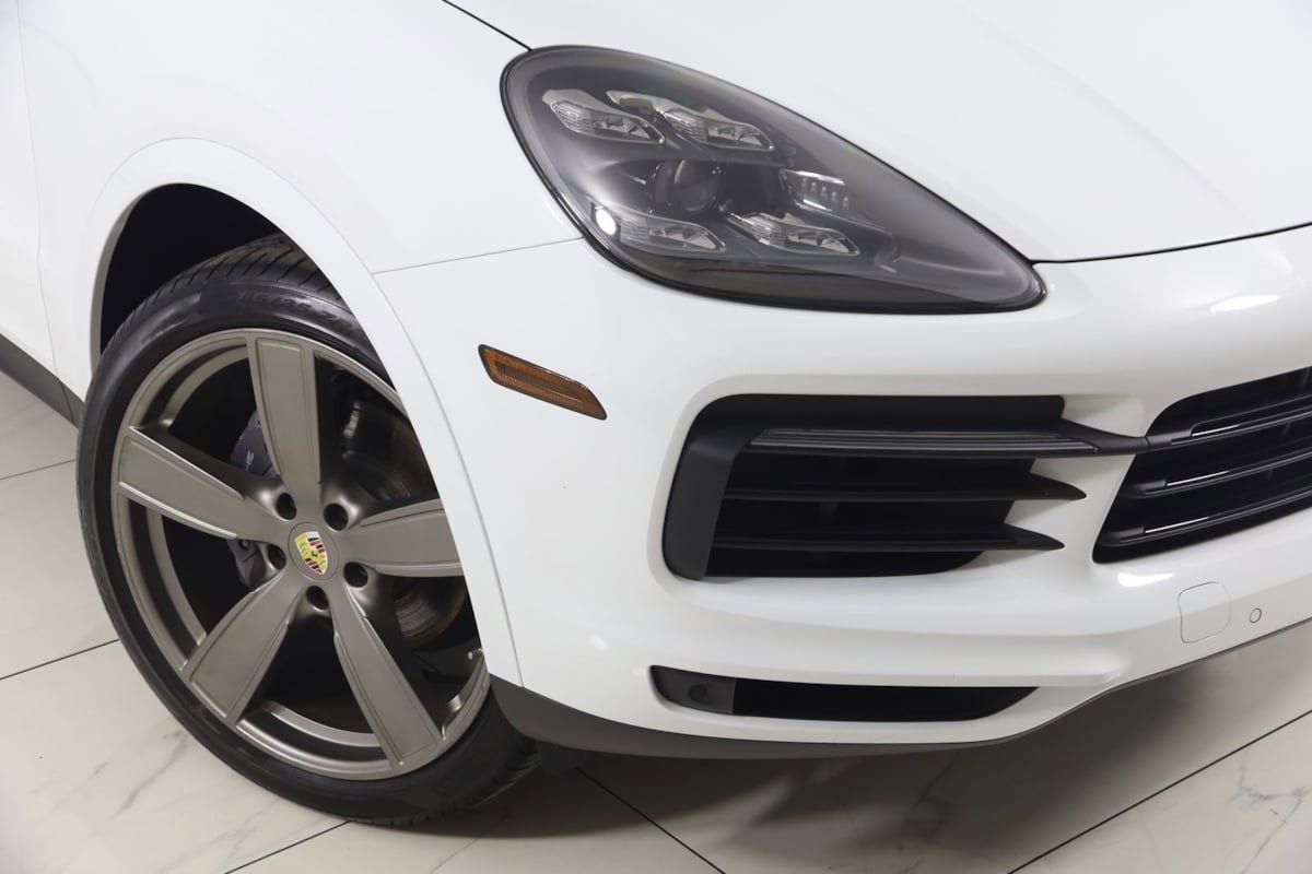 Used 2020 Porsche Cayenne AWD/4WD image 19