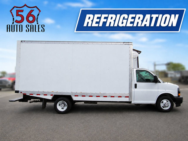 Used 2024 Chevrolet Express 3500 w/ Power Convenience Package RWD image 1