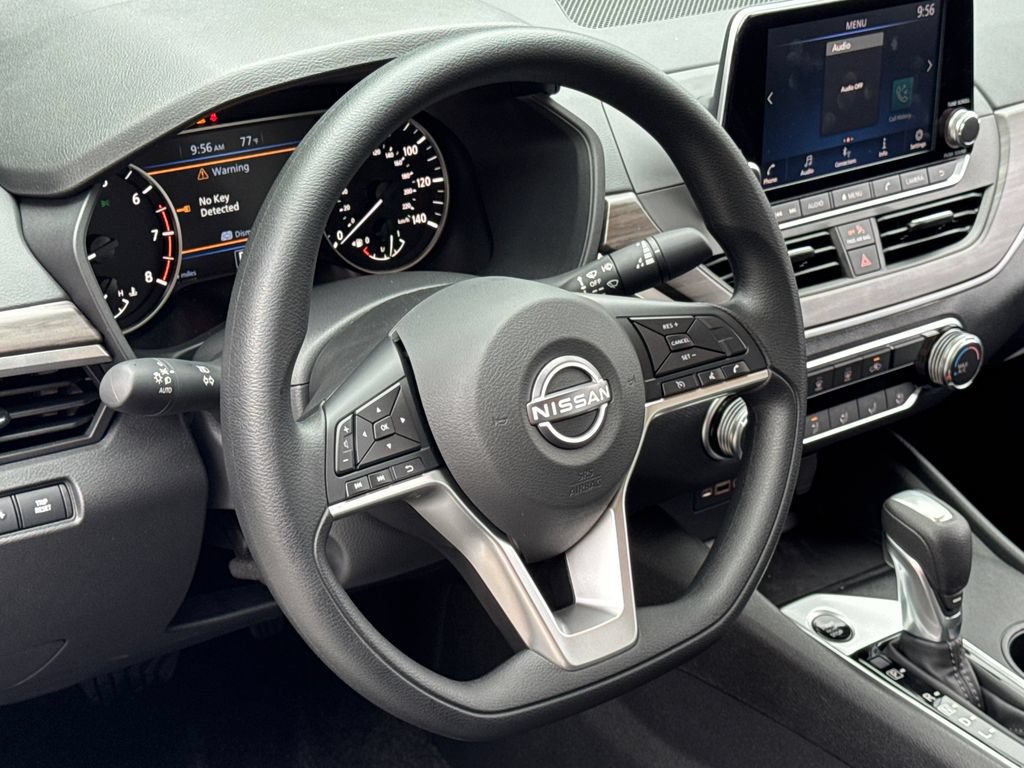 New 2026 Nissan Altima 2.5 SV FWD image 9