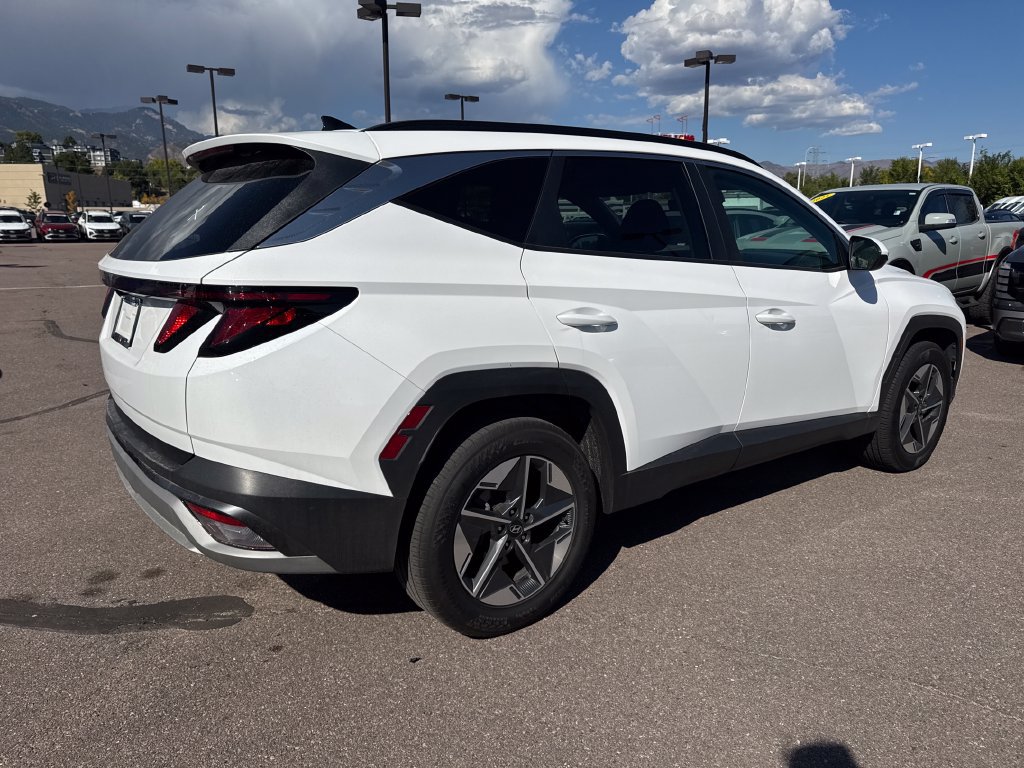 Used 2025 Hyundai Tucson SEL AWD/4WD image 14