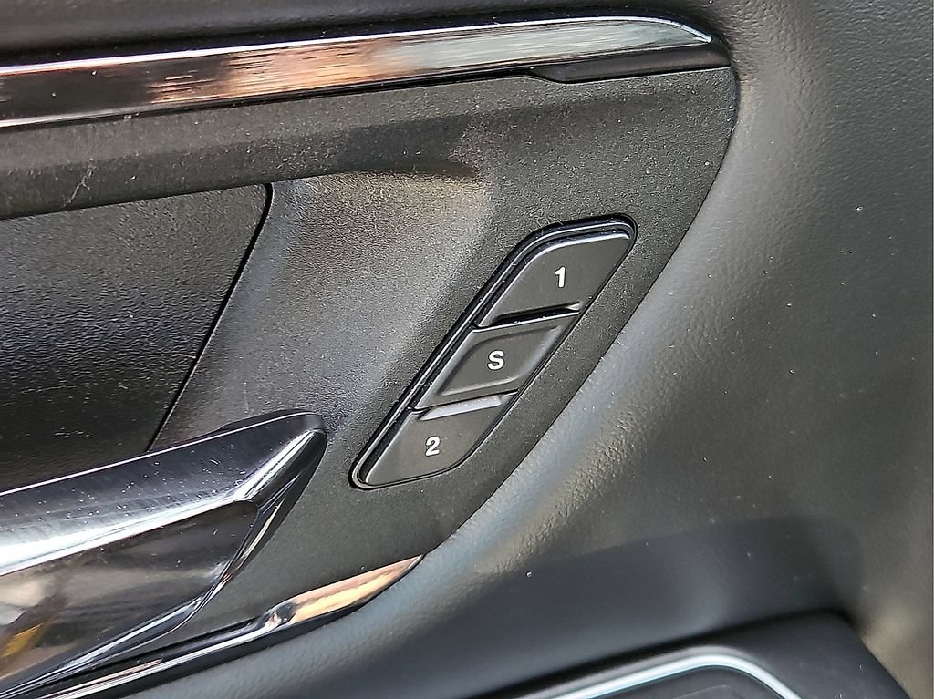 Used 2022 RAM 1500 Limited w/ Body Color Bumper Group AWD/4WD image 18