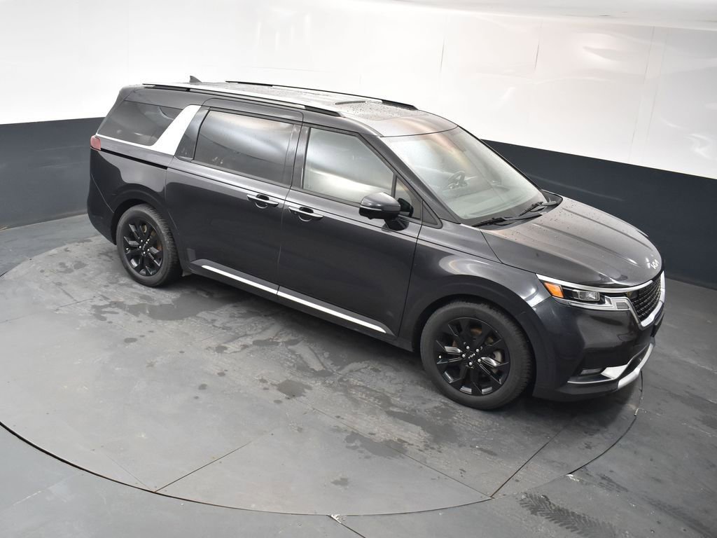 Used 2022 Kia Carnival SX Prestige image 26