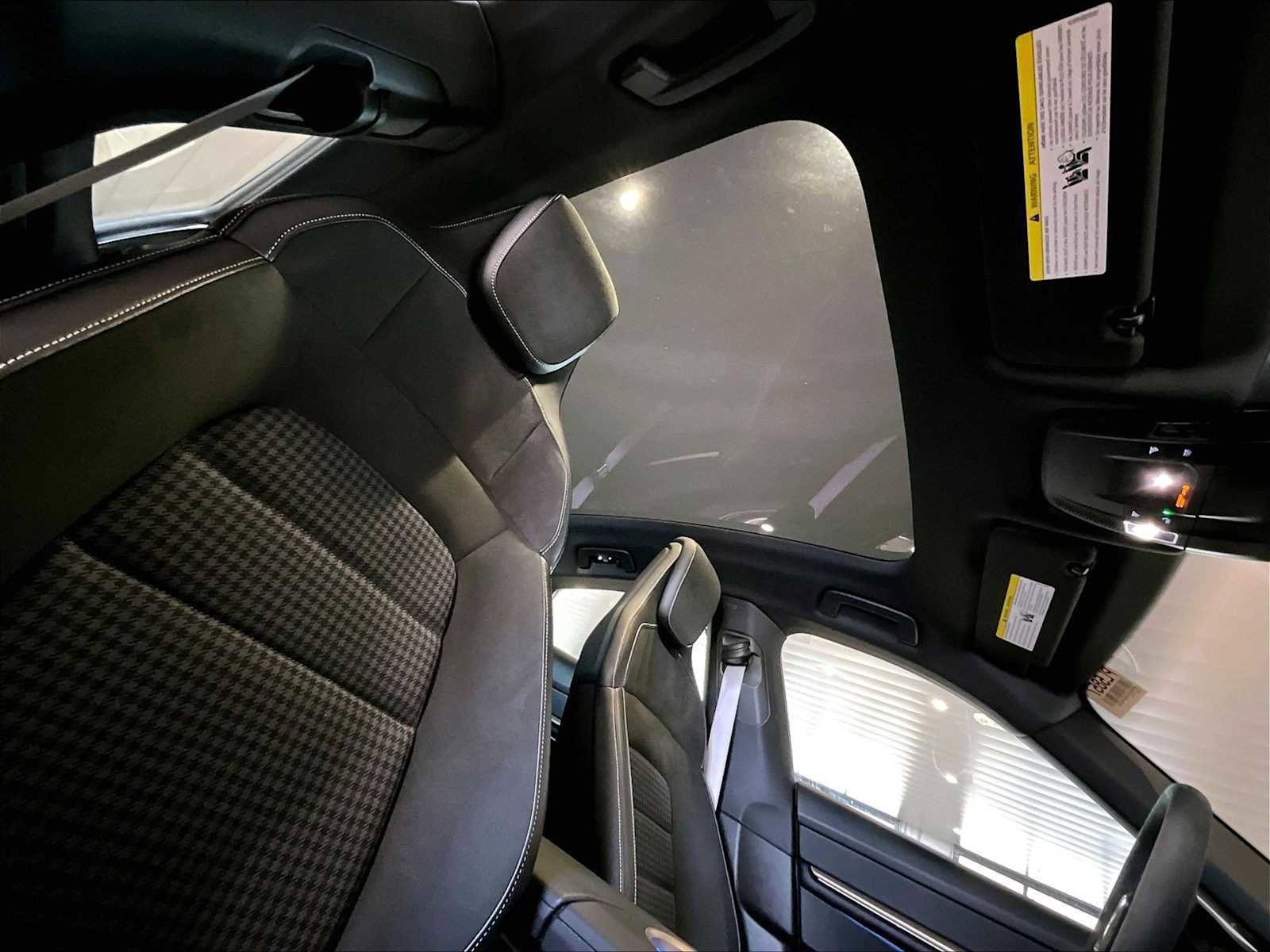 Used 2025 Porsche Taycan 4S image 24