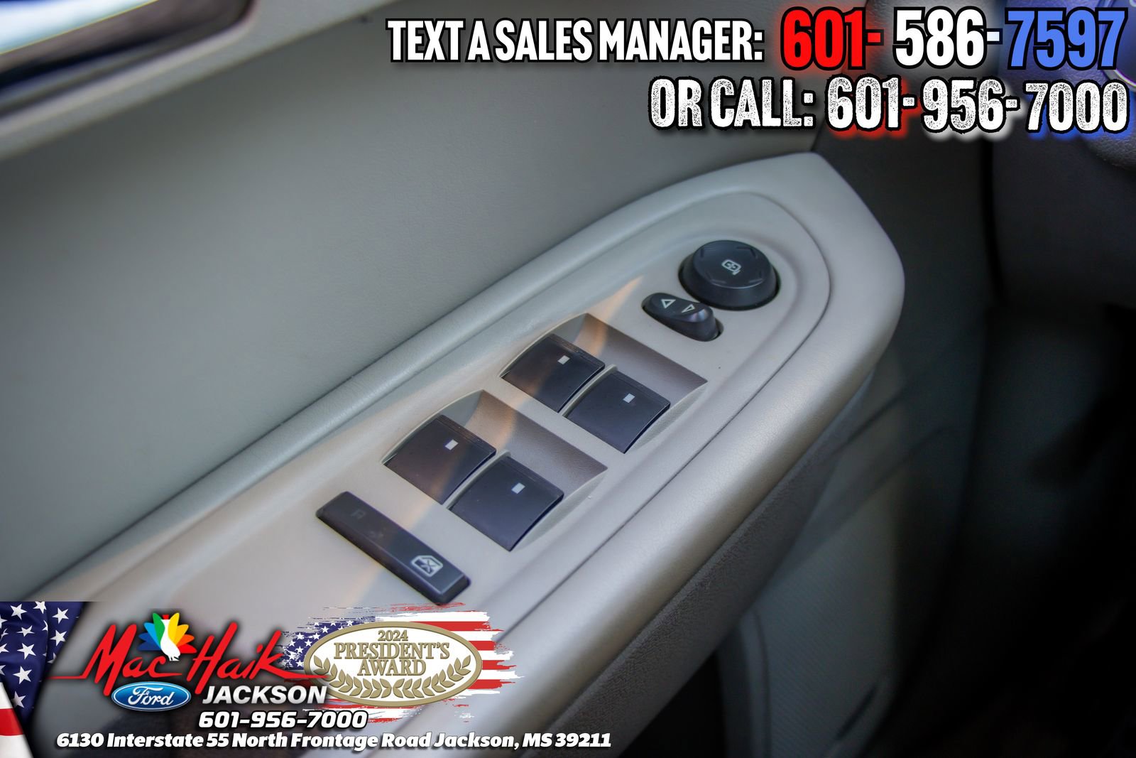 Used 2011 Chevrolet Traverse LT w/ Personal Connectivity Package FWD image 13