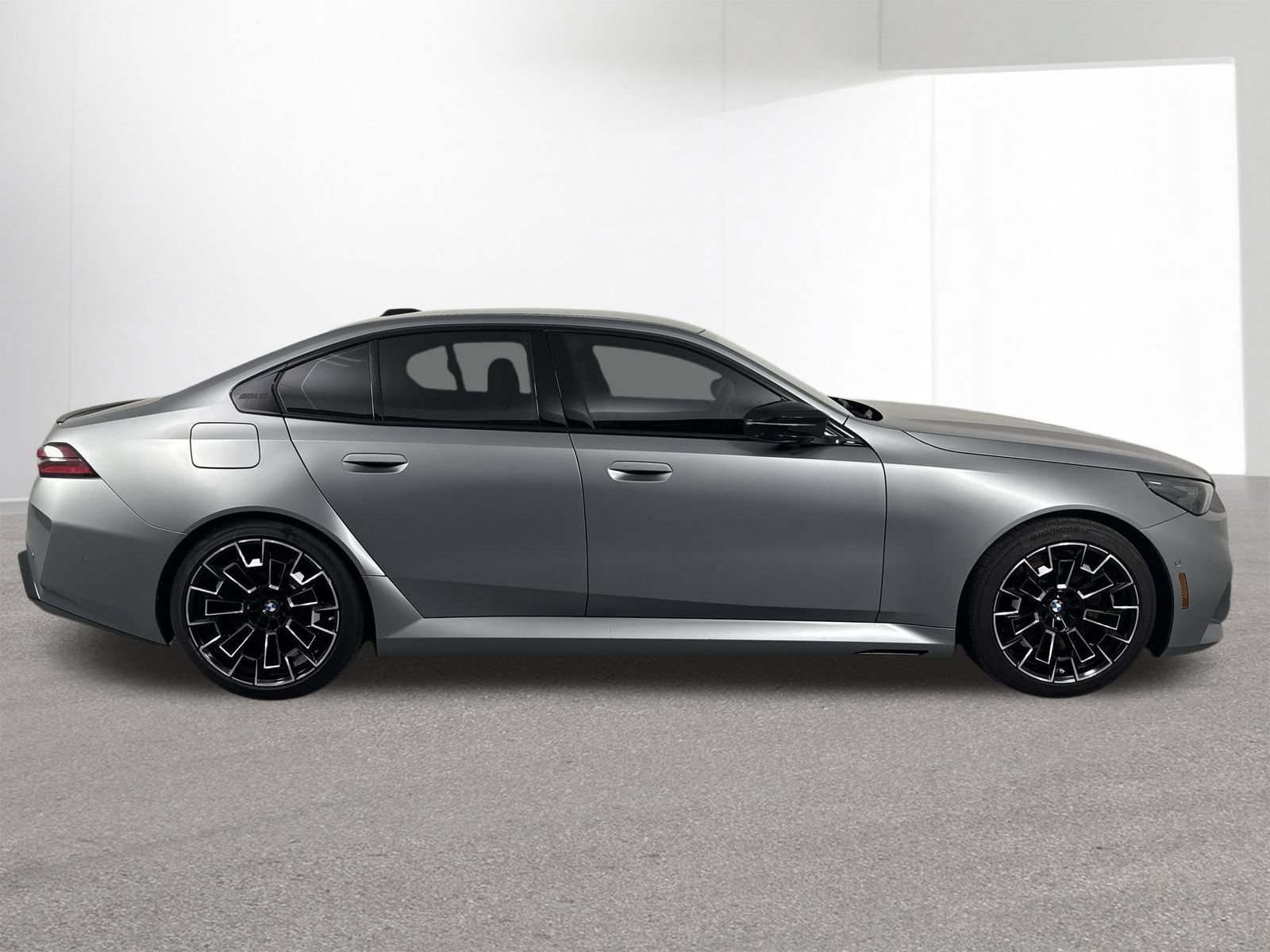 Used 2026 BMW M5 w/ Executive Package AWD/4WD image 37