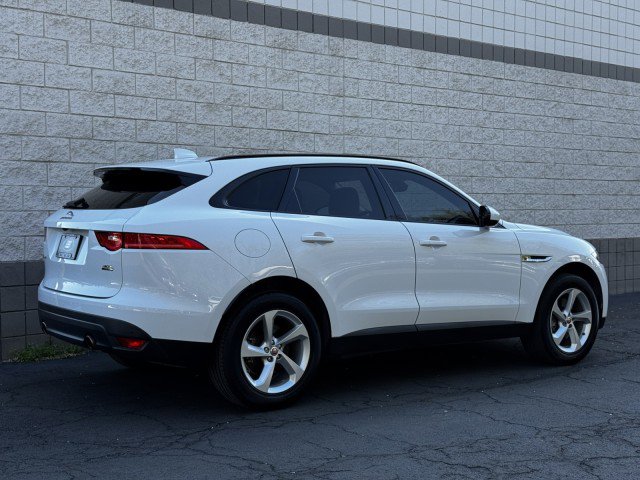 Used 2018 Jaguar F-PACE Premium AWD/4WD image 16