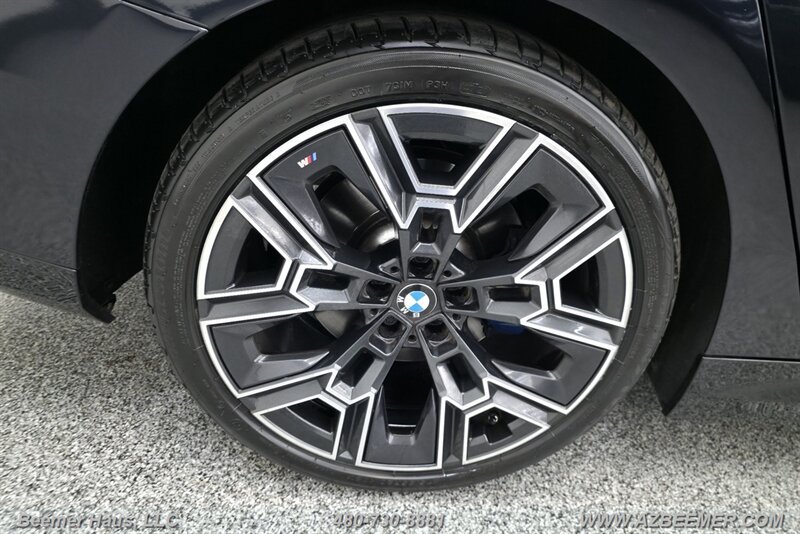 Used 2024 BMW 530i w/ M Sport Package RWD image 13