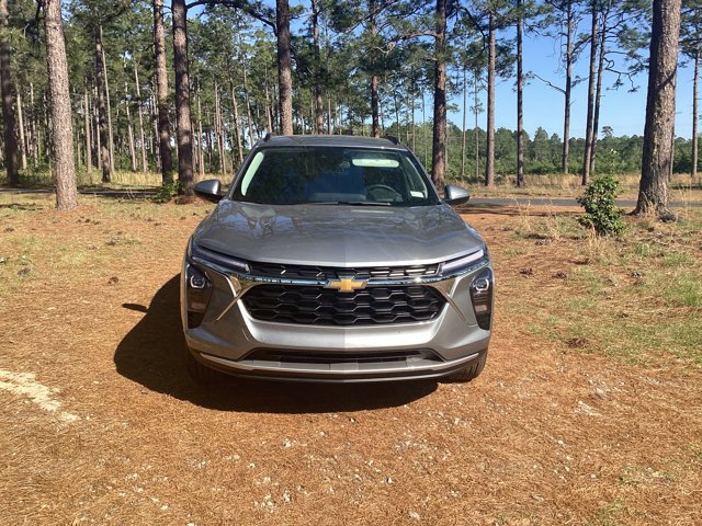 New 2026 Chevrolet Trax LT w/ Driver Confidence Package image 7