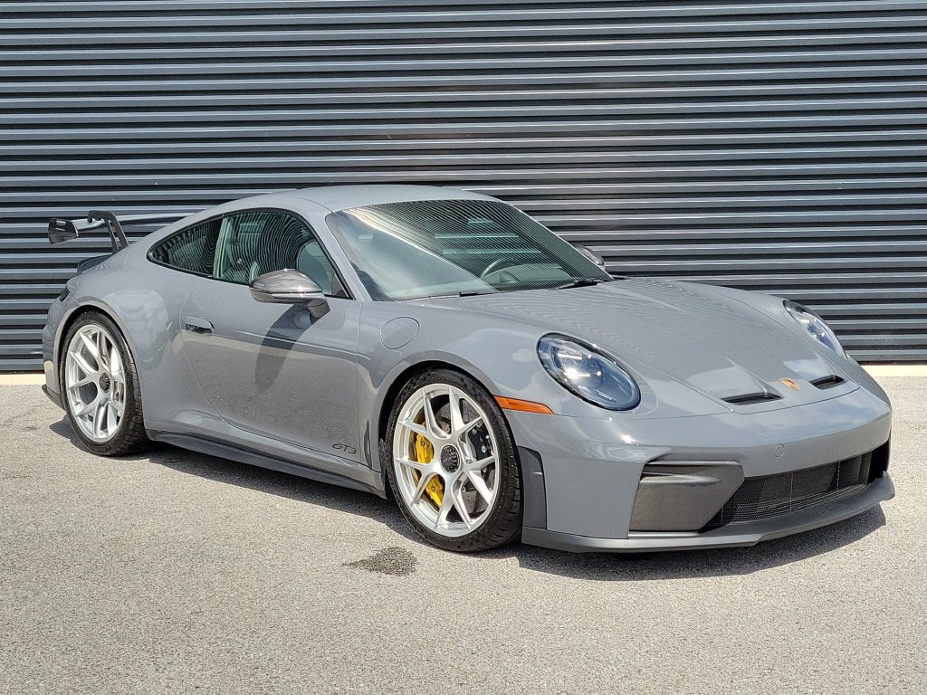 Certified 2025 Porsche 911 GT3 RWD image 9