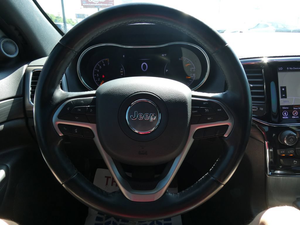 Used 2020 Jeep Grand Cherokee Altitude AWD/4WD image 32