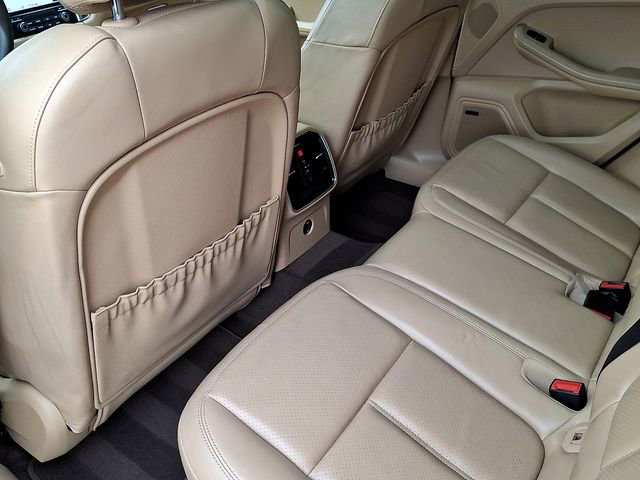 Certified 2017 Porsche Macan Turbo image 16